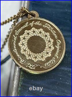 500 Fine 12k Yellow Gold Bicentennial Council 13 Original States Coin Pendant