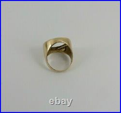 9ct Gold Coin Ring Half Sovereign Mount Hallmarked 7.4gram size R with gift box