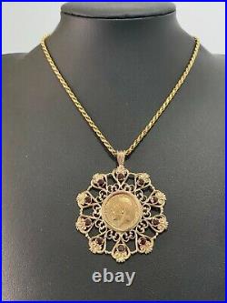 A 22CT gold 1912 full Sovereign Coin Large Pendant with Garnet 22.33g/ 64mm