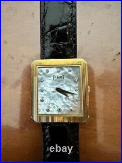 PIAGET PROTOCOLE 8154 GOLDWATCH W COIN EDGE CASE W RARE Mother of Pearl Dial