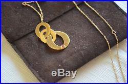 Roberto Coin Chic and Shine 18 K gold oval pendant necklace